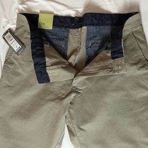 *NEW W/ TAGS* Marks & Spencer Men's Slim-Fit Short Chino 34x29 Tan/Beige